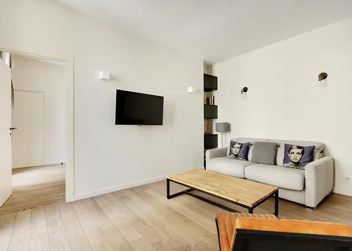 Pick A Flat\'S Apartment In Le Marais - Rue Sainte Croix De La Bretonnerie
